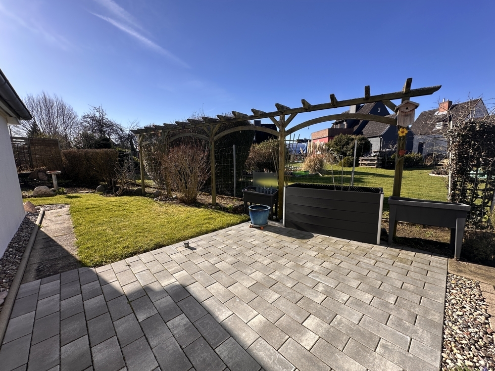 2. Terrasse vor kleinem Zimmer