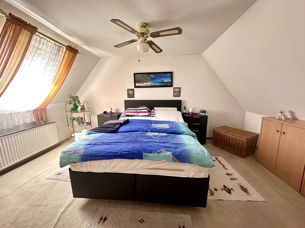 Schlafzimmer im DG