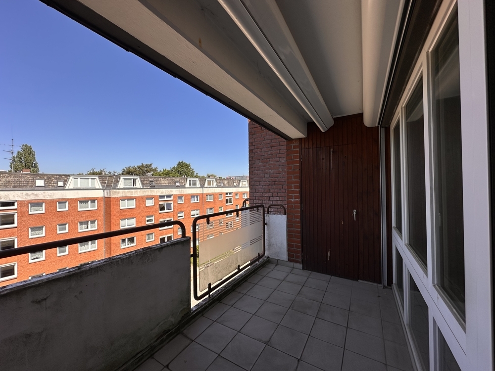 Balkon mit Abstellraum