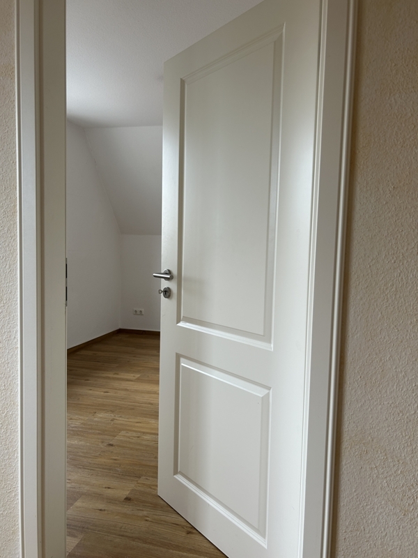 Ins kleine Zimmer