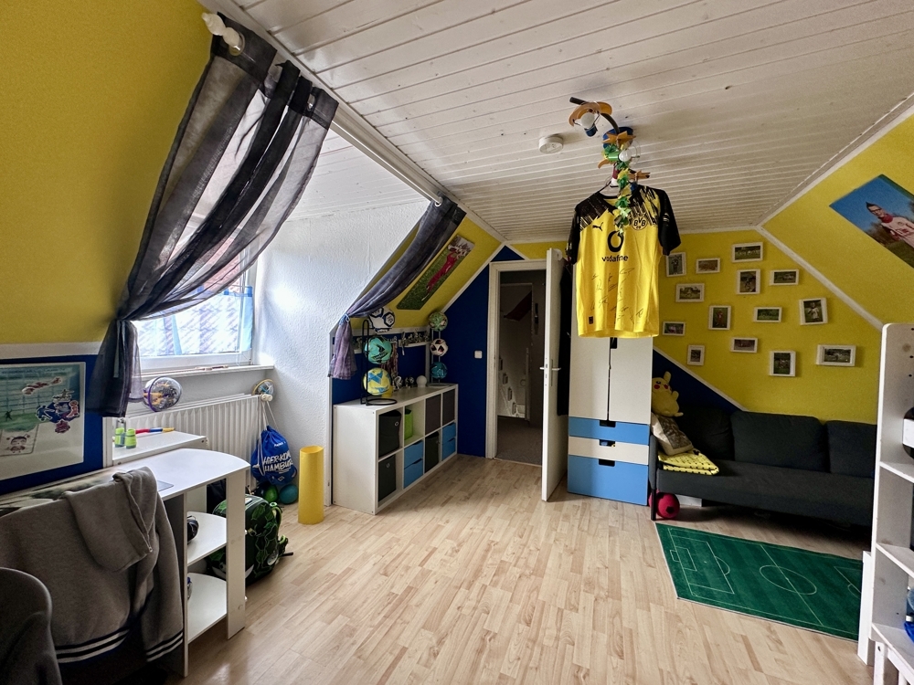 WE 2 - Vorderes Durchgangszimmer