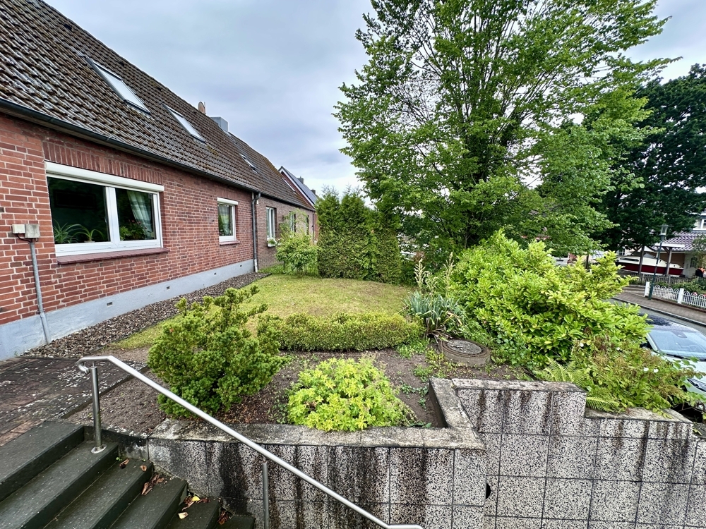 Vorgarten des Hauses