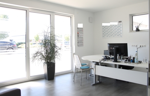 Hell und lichtdurchflutet