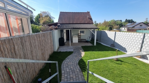 Blick zum Nebengeb. mit Sauna