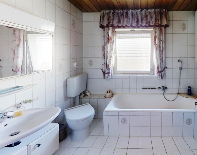 Tageslicht-Badezimmer