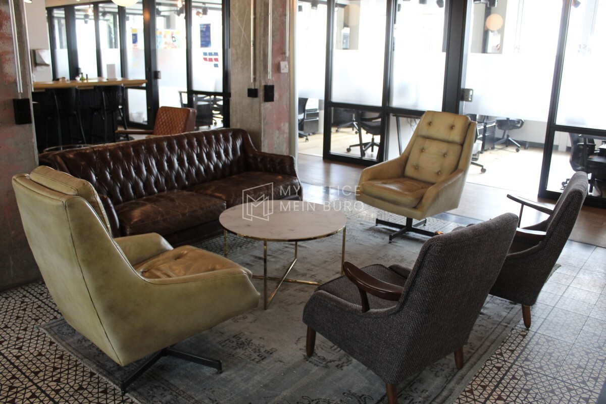 Lounge 3