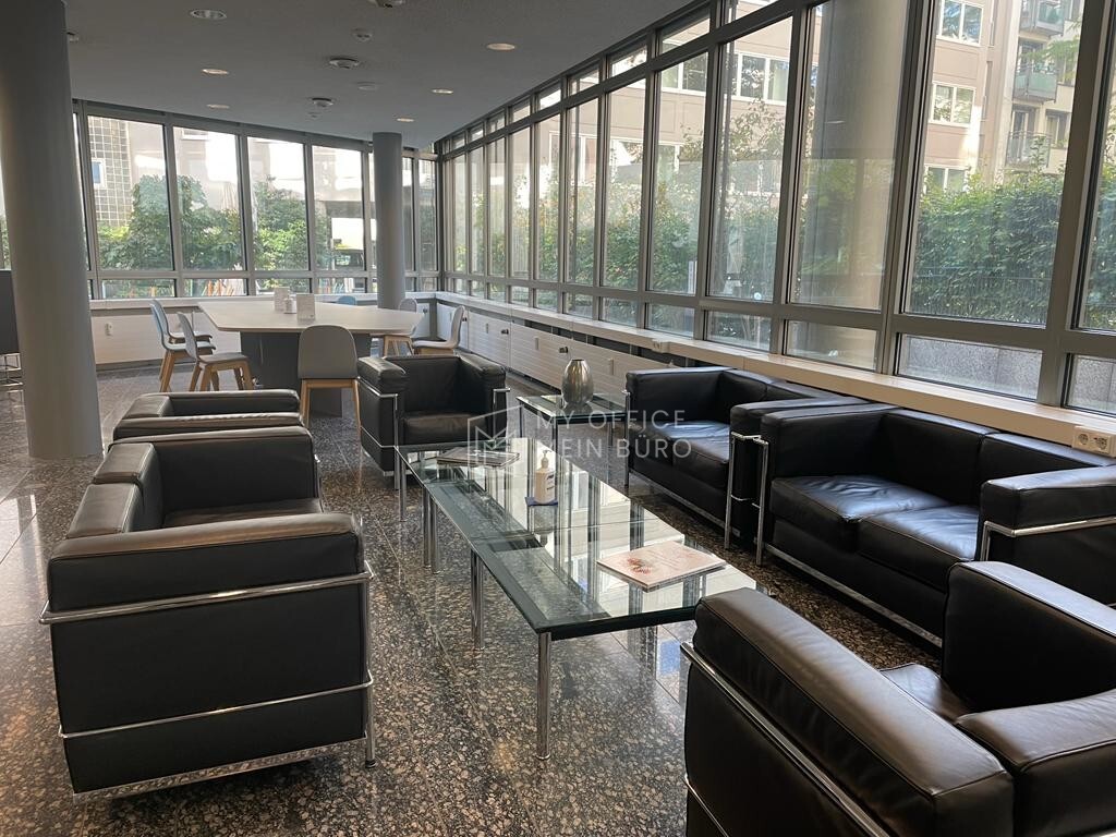 Lounge 1
