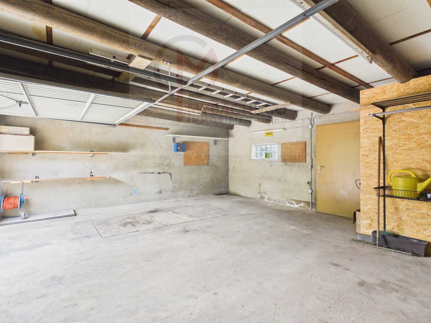 Garage 1 