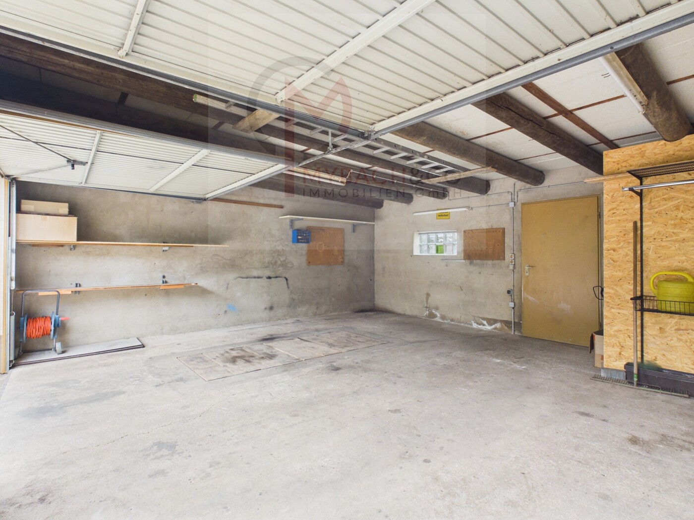 Garage 2