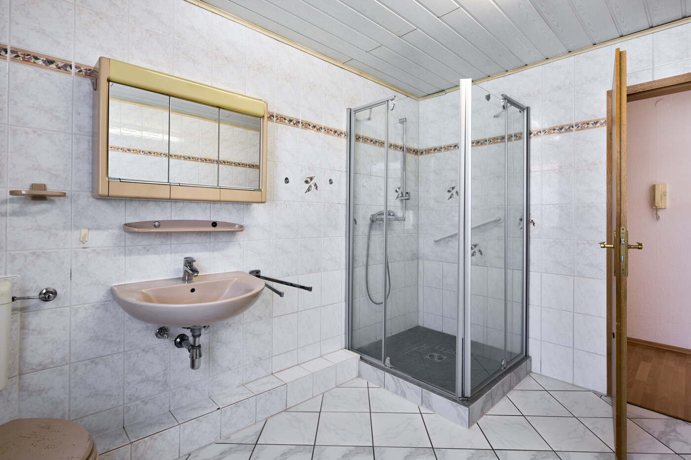 DG-Badezimmer