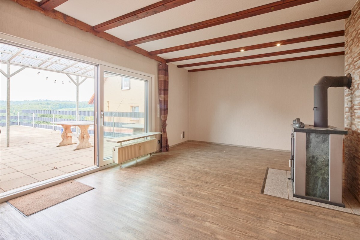 OG Wohnzimmer mit Kamin