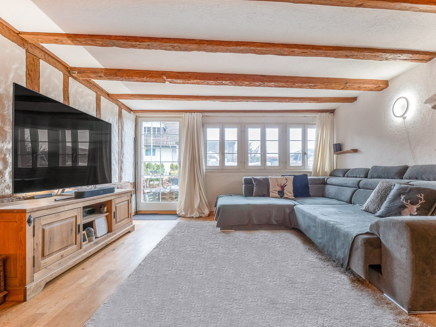 02_133_Wohnzimmer_reihenhaus-affoltern