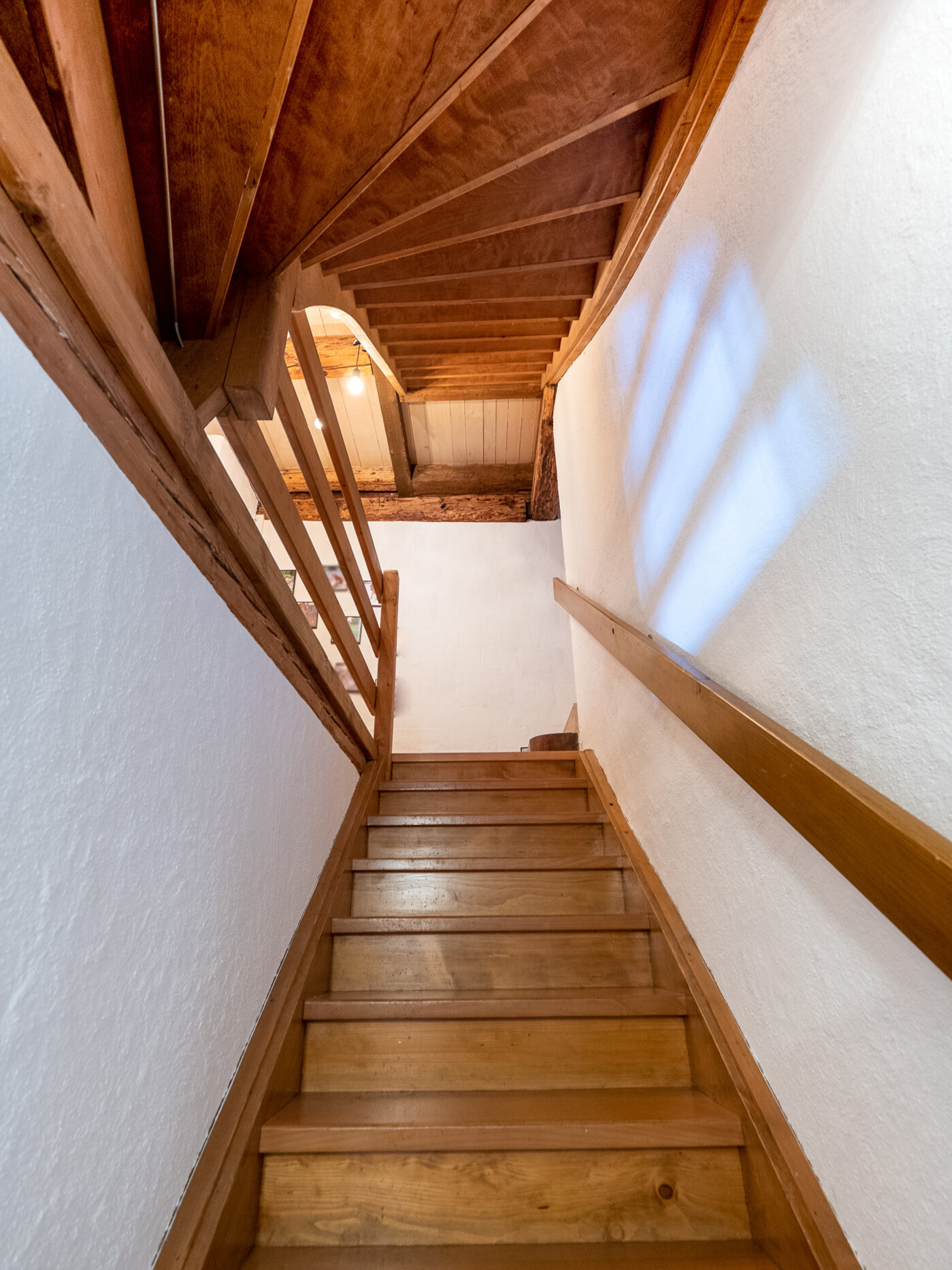 05_166_Treppe_stockwerk_reihenhaus-affoltern