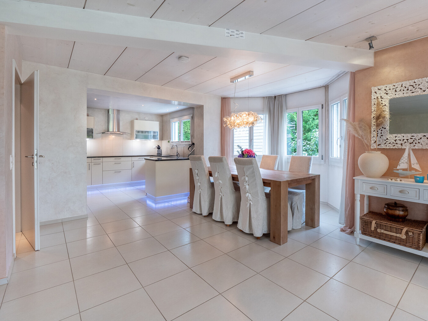 06.172_Essbereich-Kueche_Haus_Zufikon