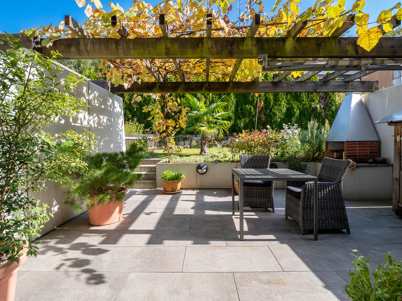 04.605_Gartensitzplatz_Reihenhaus_Bonstetten_.10.2022