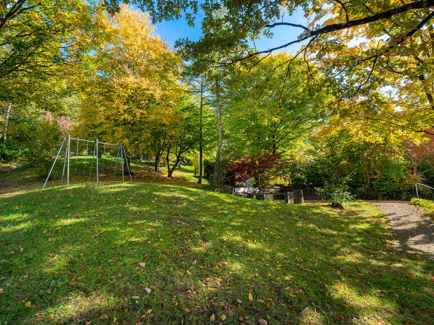 20.801_Spielplatz-Natur_Reihenhaus_Bonstetten_.10.2022