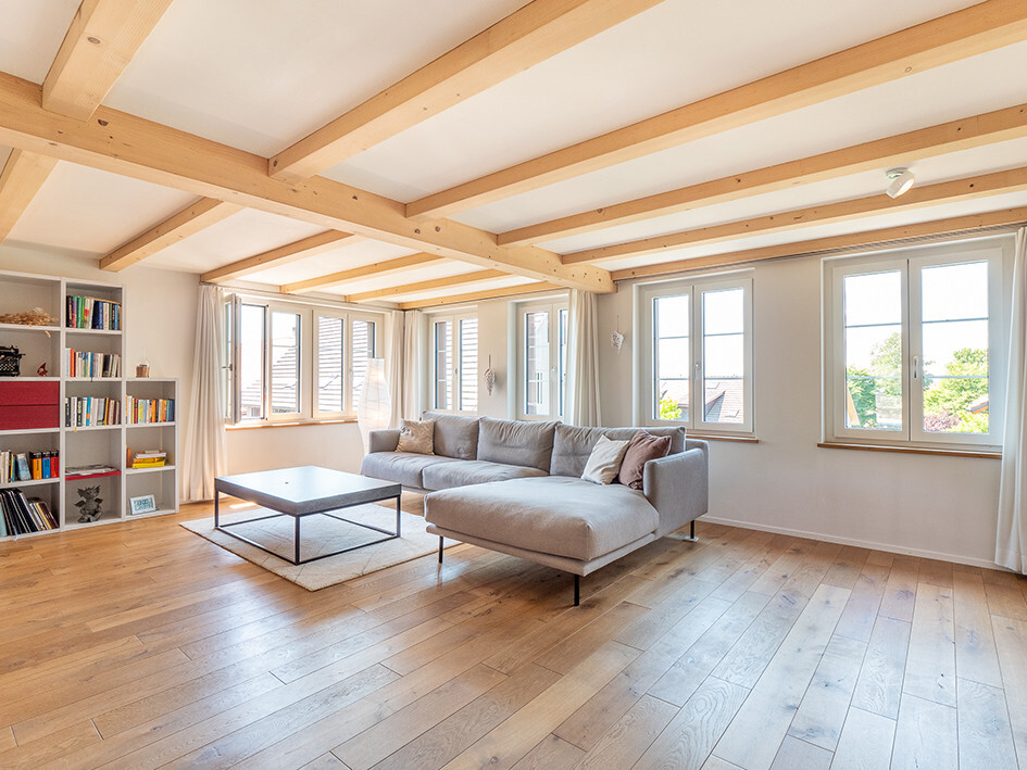 08. 269_Wohnzimmer_Sofa_Haus_Mettmenstetten (1 von 1)