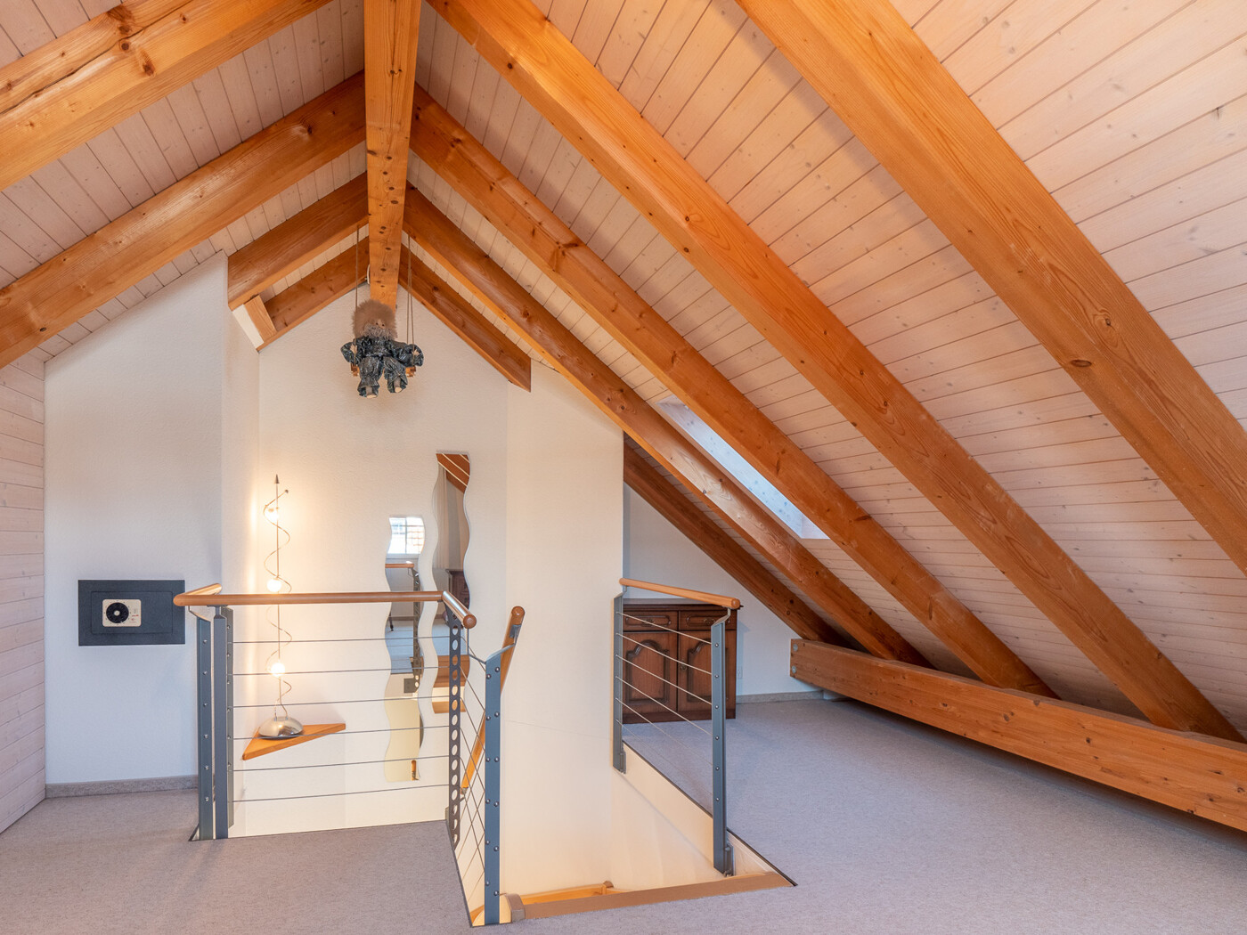 09_399_Haus_Birmensdorf_Dachstock