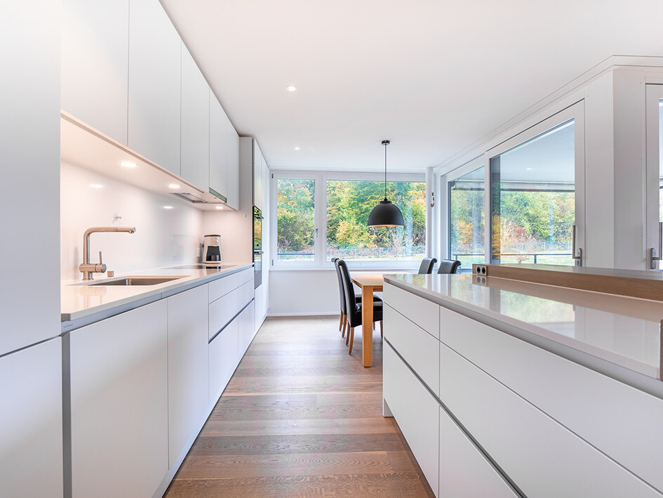 04_629_Küchen-Aussicht_Wohnung Wettswil Kopie