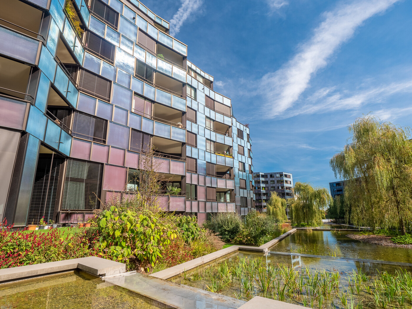 22_768_Teiche-Gebäude_Wohnung-Oerlikon