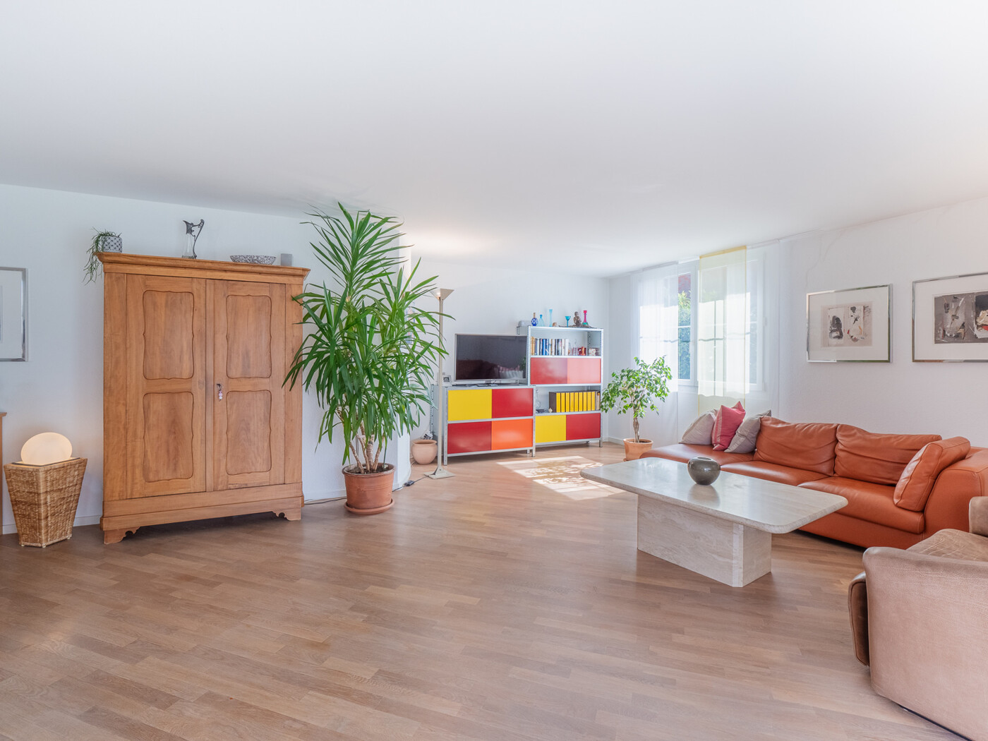 03_280_Wohnbereich-Sofa_4.5-whg-wettswil