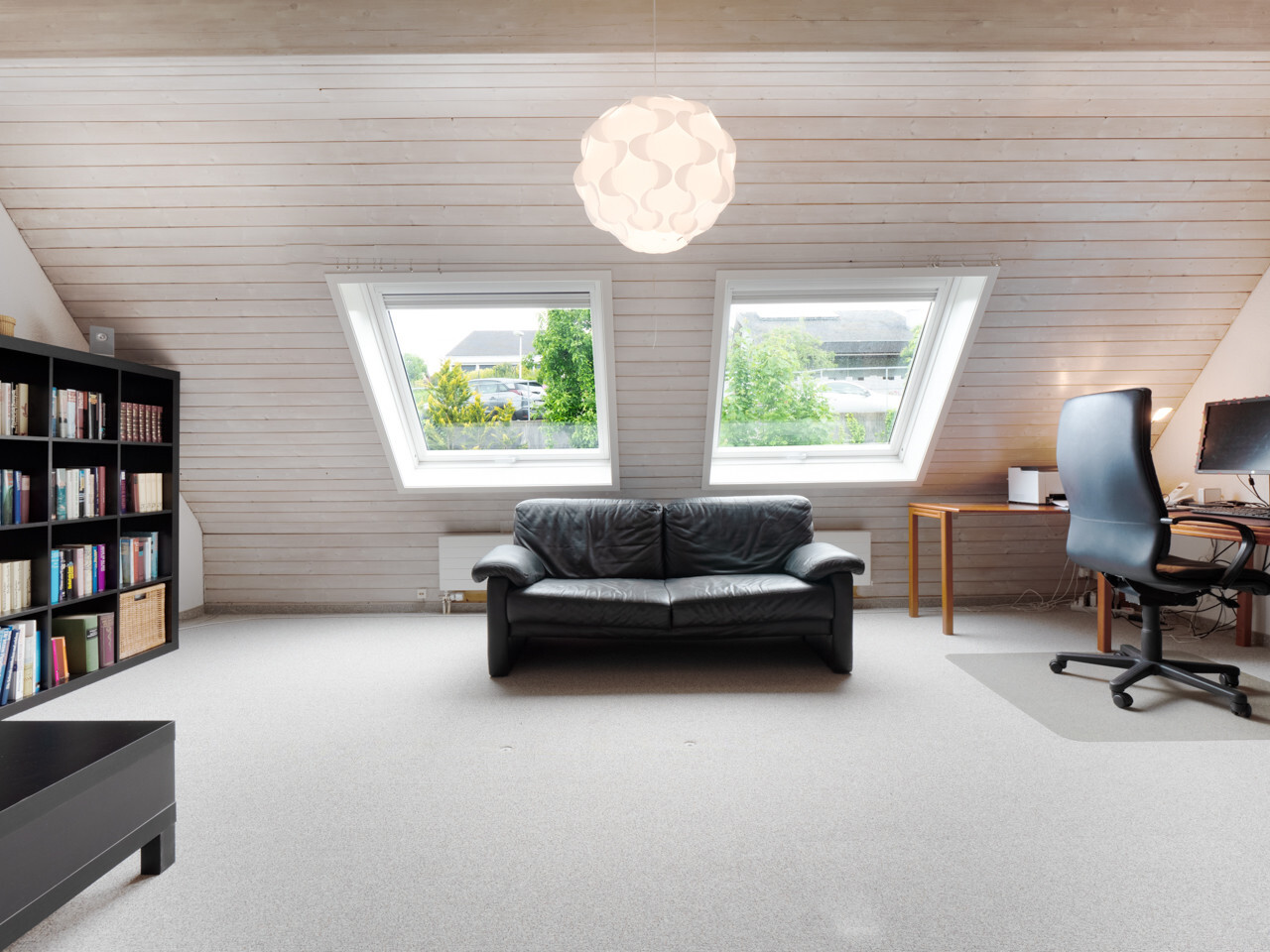 18_043_Dachstock_Büro_Haus_Zufikon