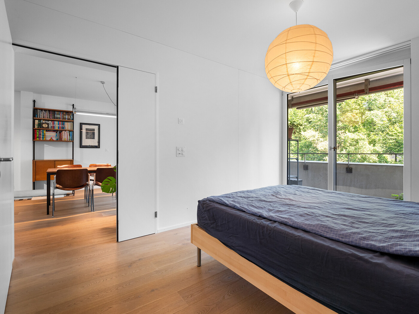 11.998_Schlafzimmer_Wohnung_Tuchmacherstrasse_28.08.2024_NSH