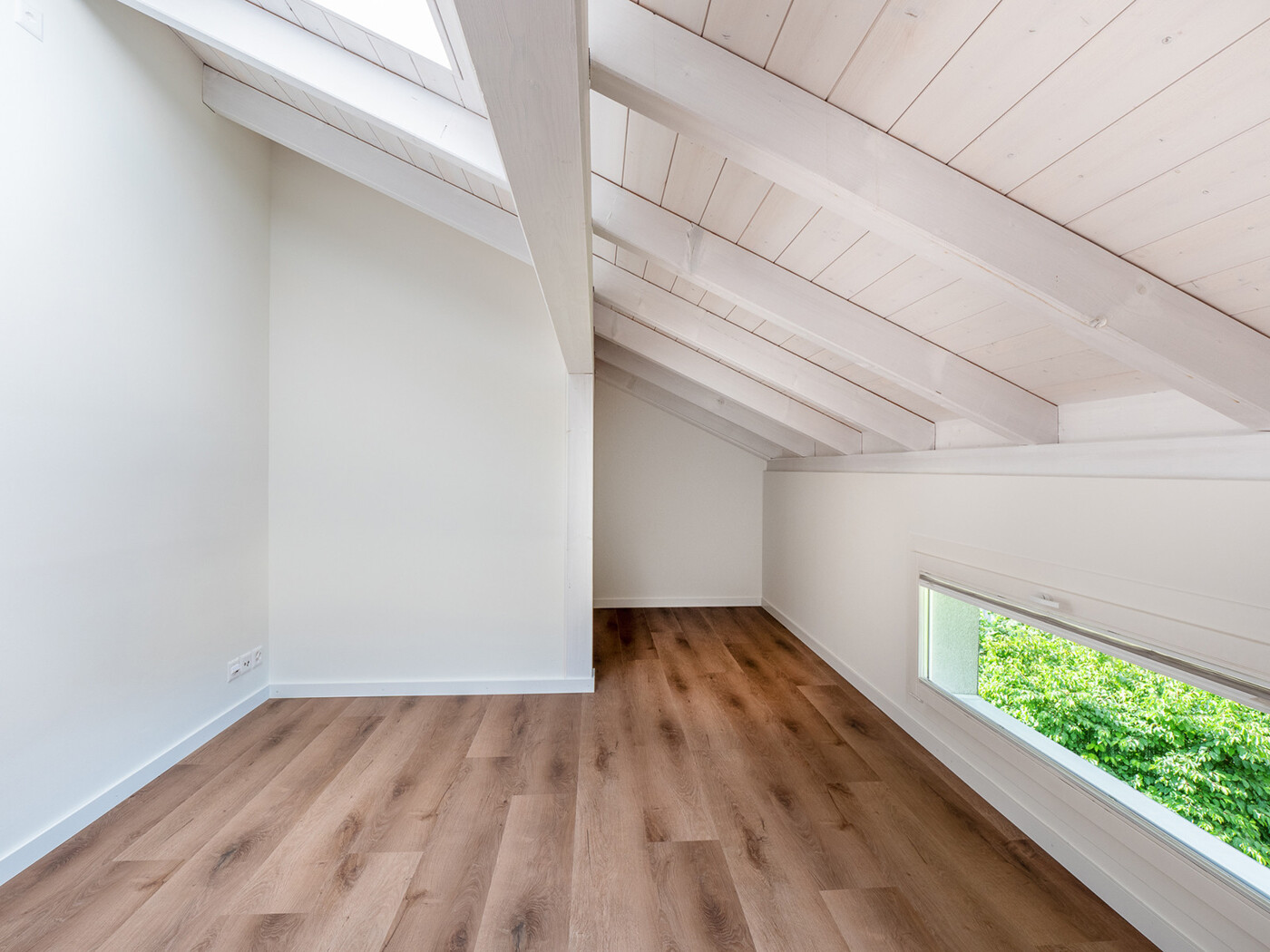 18.685_NEbenzimmer_Elternzimmer_Haus_Hölstein_28.07.2024_NSH