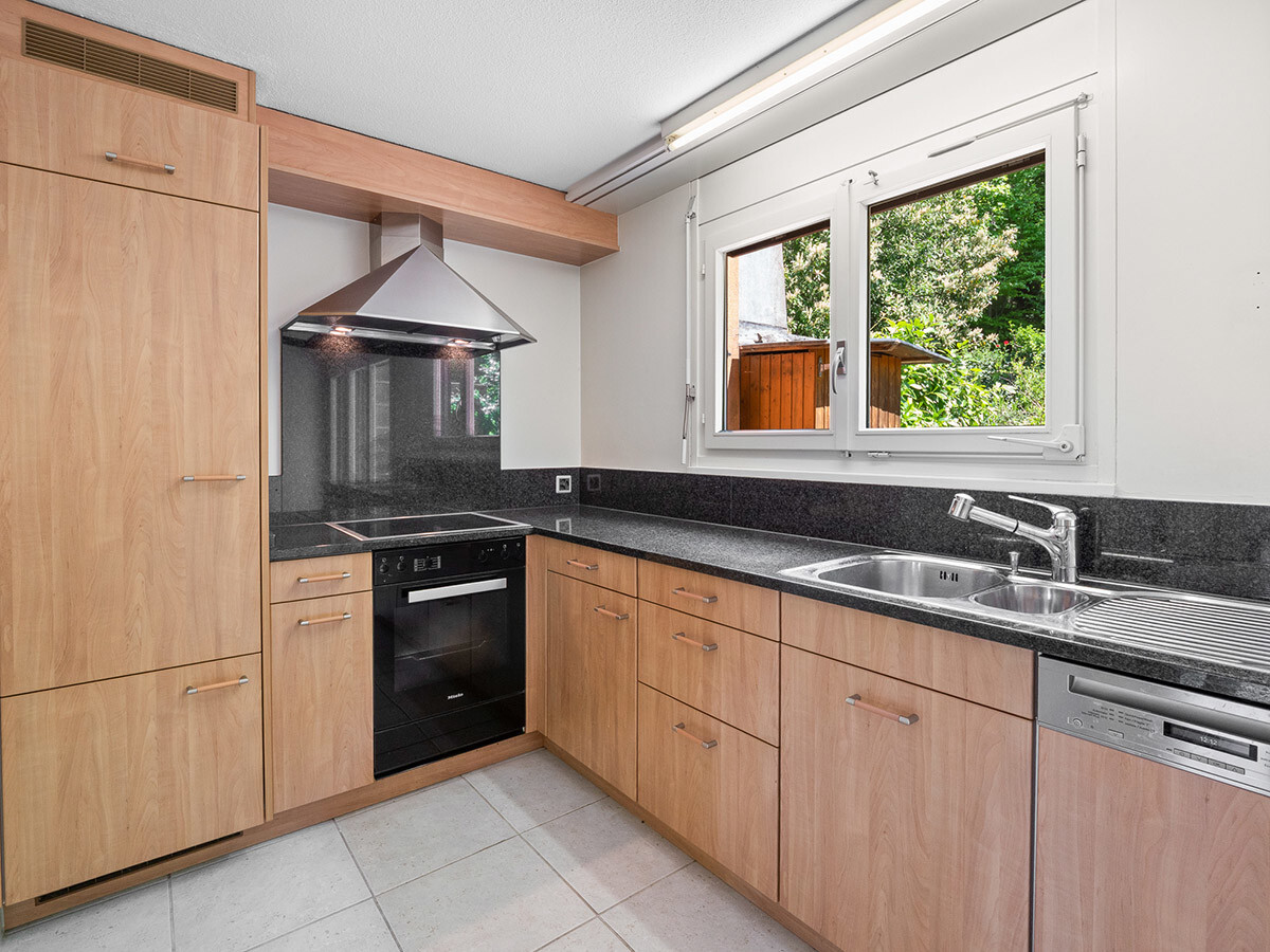 08.366 Küche Haus Bruggenmatte_NSH