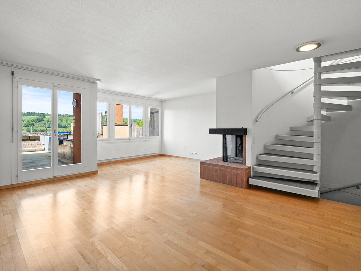 06.375 Wohnzimmer Haus Bruggenmatte_NSH