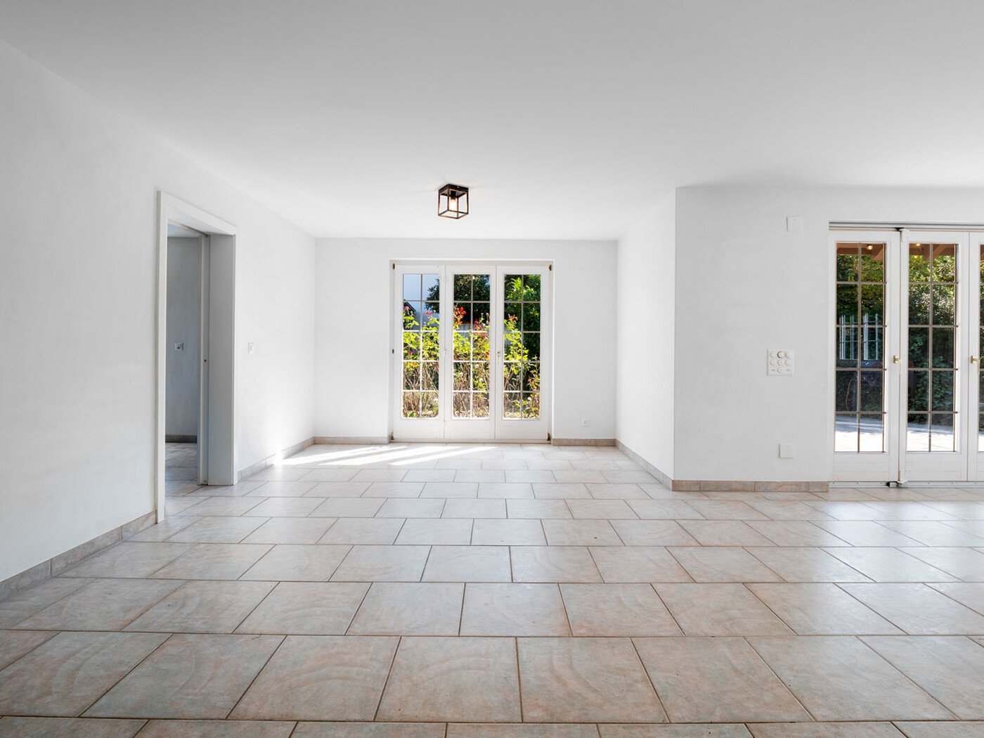 11.152 Wohnbereich-Küche_Haus_Bergdietikon_28.08.2024-NSH-1