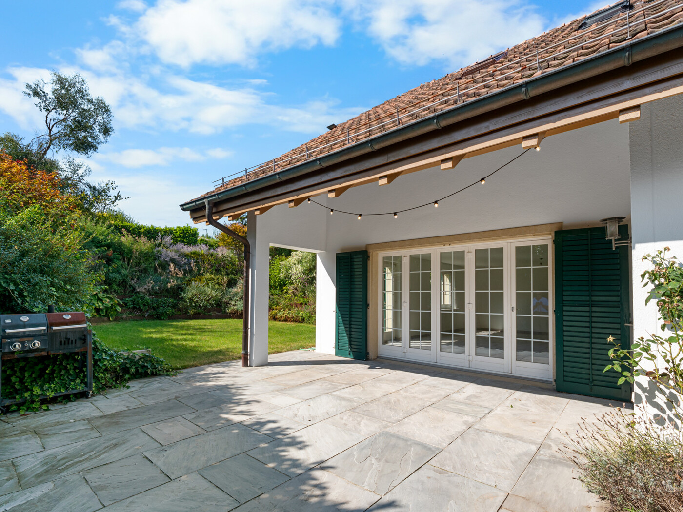 04.092 Terrasse_Haus_Bergdietikon_28.08.2024-NSH-1