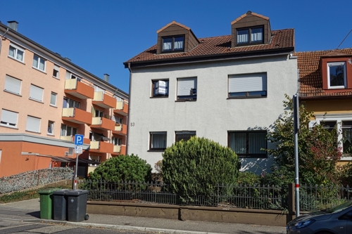 Straßen-Ansicht