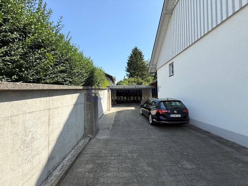 Sehr gepflegtes Bauernhaus mit wunderschönem Garten und Gartenhaus in Wolfegg, Landkreis Ravensburg