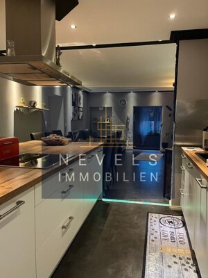 Küche und Wohnzimmer EG