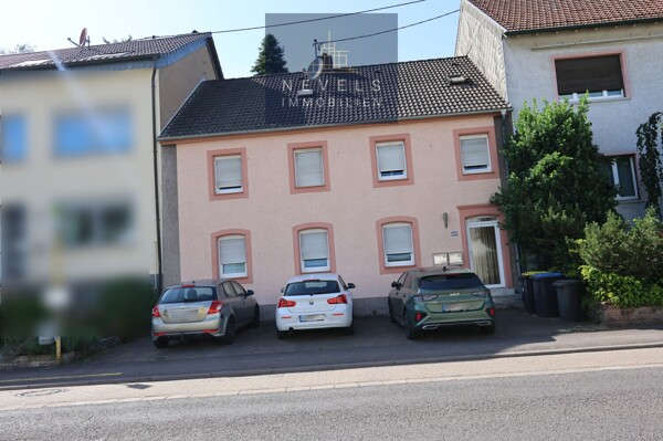 Haus Front