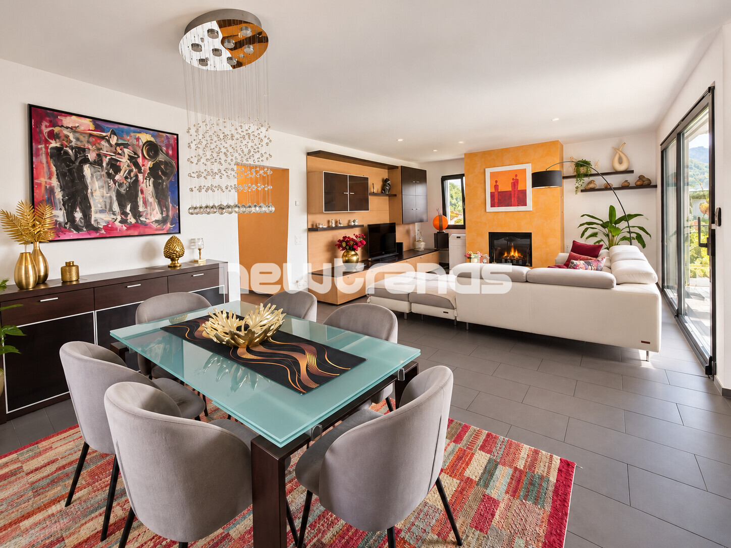 Agno, 4.5-room apartment with terrace, garden, jacuzzi, private gym and guest room