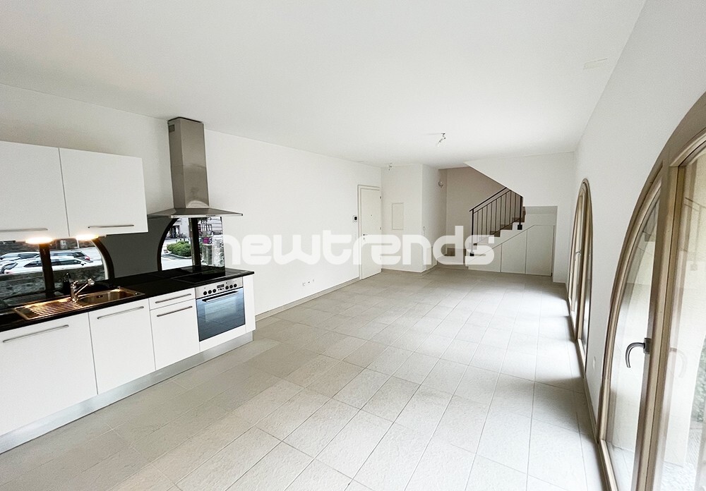 Mendrisio – Duplex moderno e spazioso di 120 m² in contesto residenziale