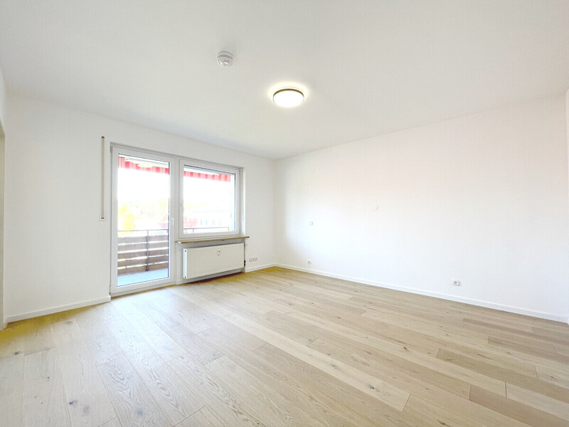 Großer heller Wohnraum