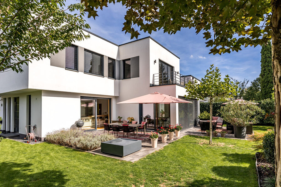 Neues freistehendes Einfamilienhaus