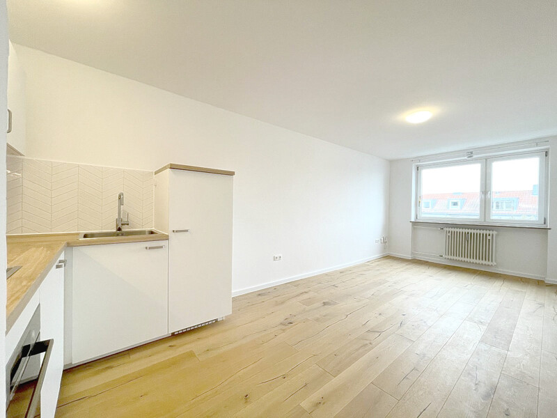 Großer heller Wohnraum