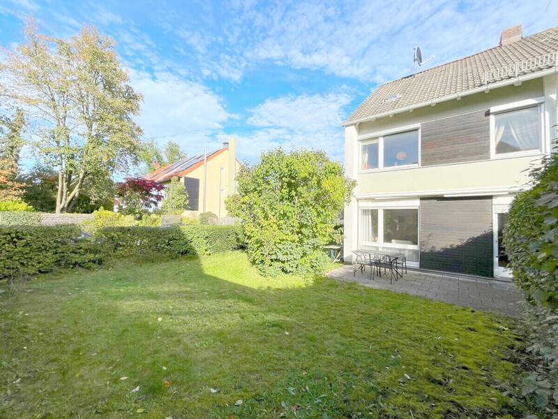 Hausansicht Gartenseite