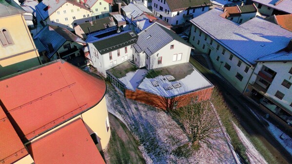 3144-vom Kirchplatz aus