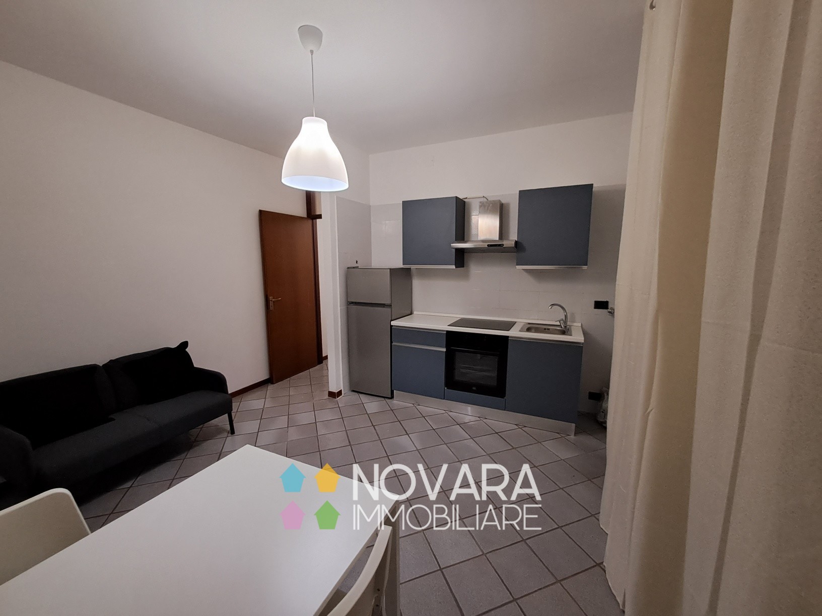 Affitto Bilocale Appartamento Novara Via Zara 10 483835
