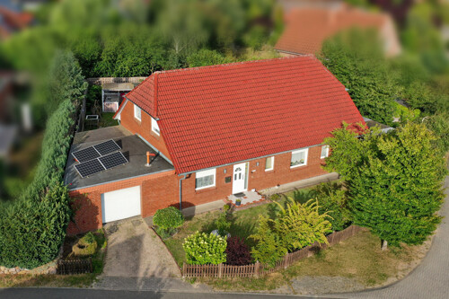 Hausansicht Luftaufnahme