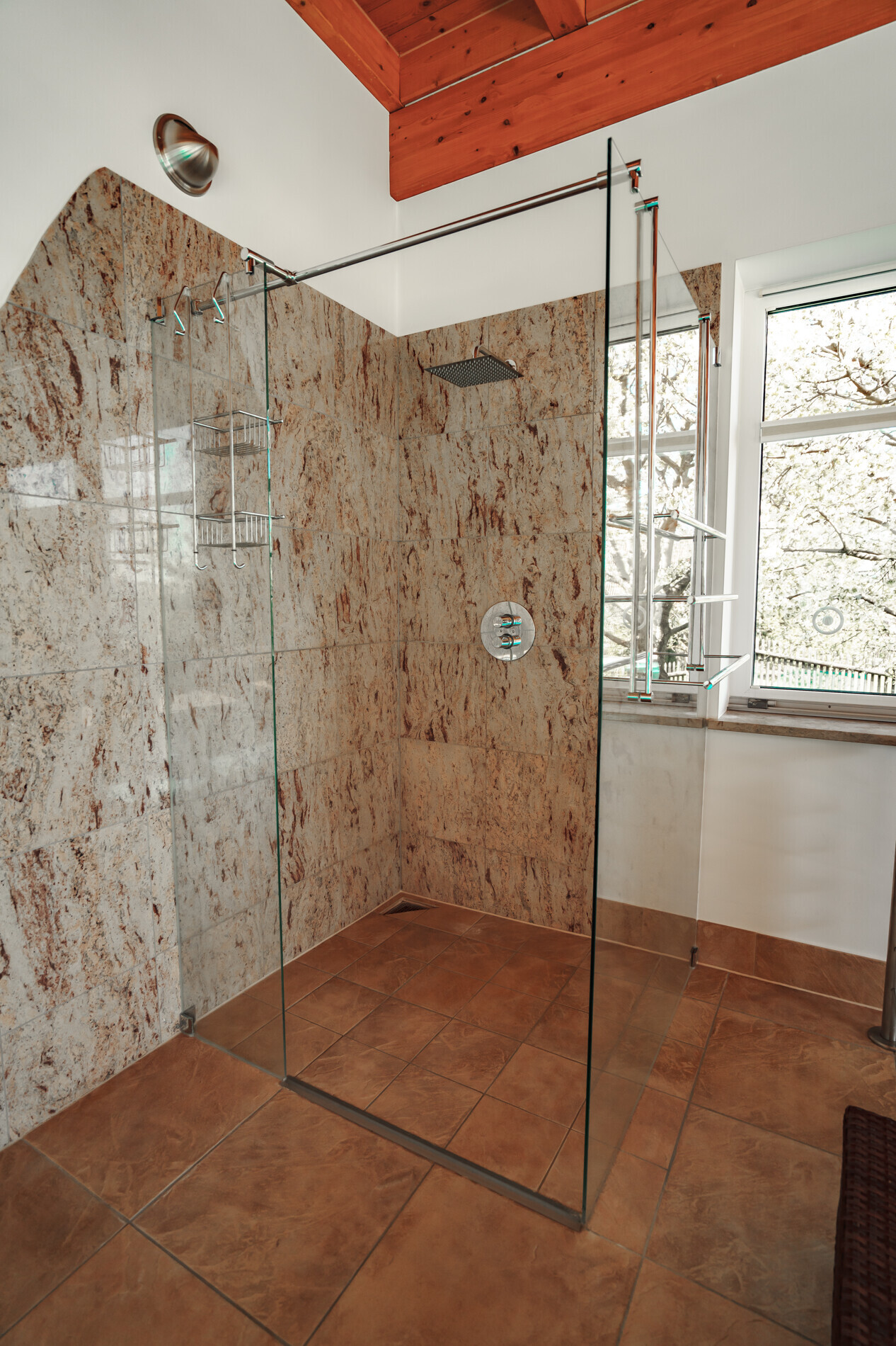 große Dusche