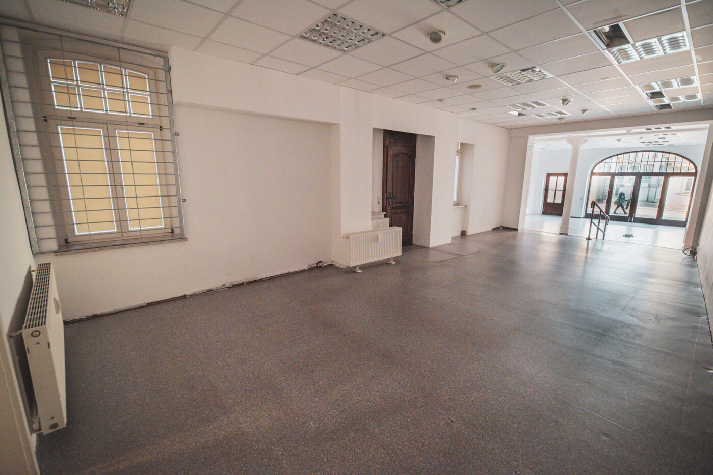 obere Verkaufsfläche