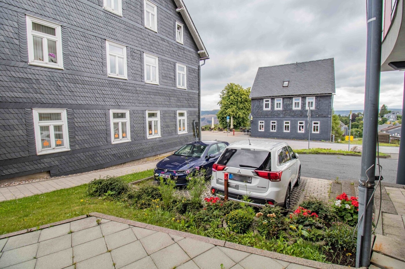 Parkplatz vor dem Laden