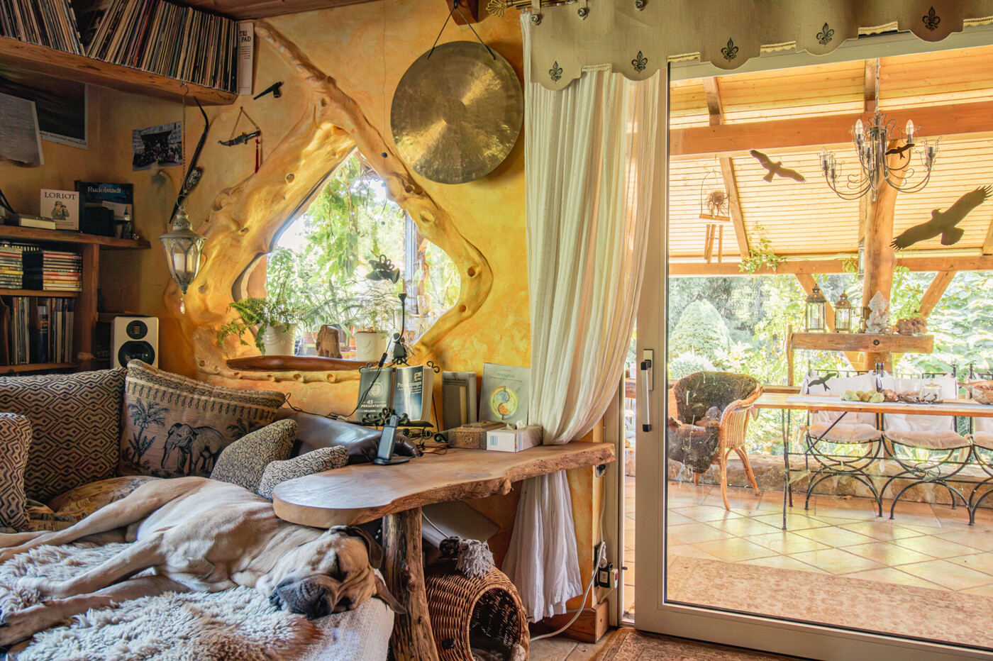 EG-Wohnzimmer Fensterkunstwerk