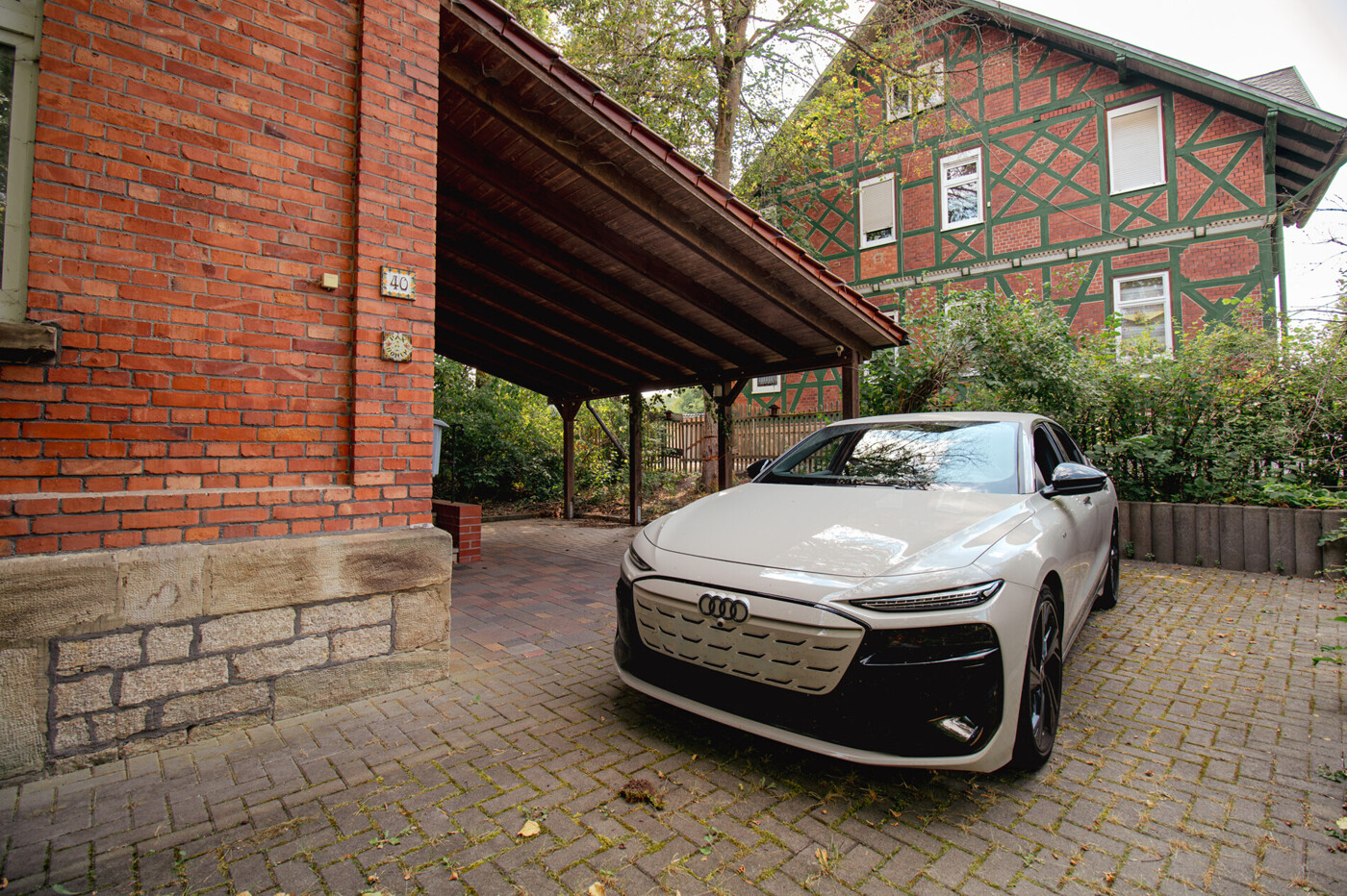 Stellplatz und Carport